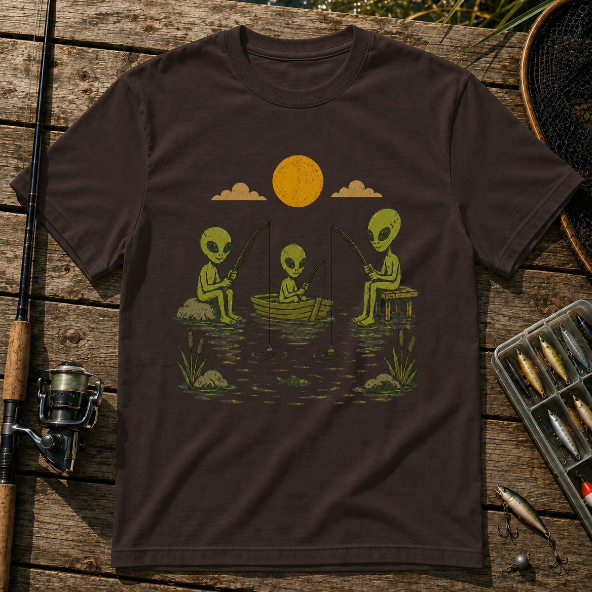 Alien Fishing T-Shirt in Brown
