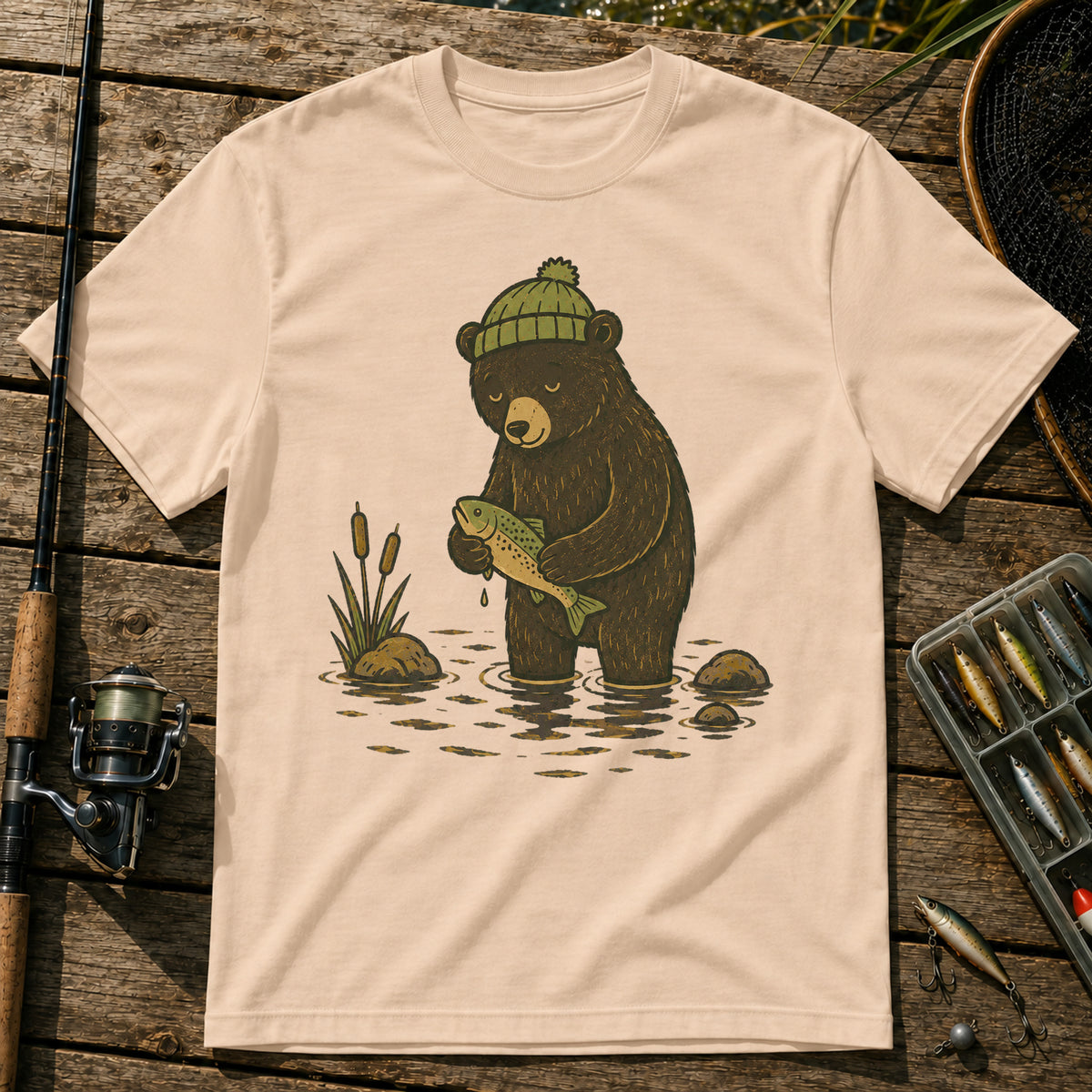 Bear Getting Fish T-Shirt in Cream